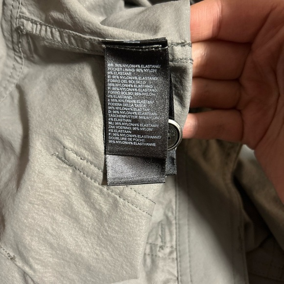The North Face Women's Charcoal Cargo Shorts - Picture 4 of 4